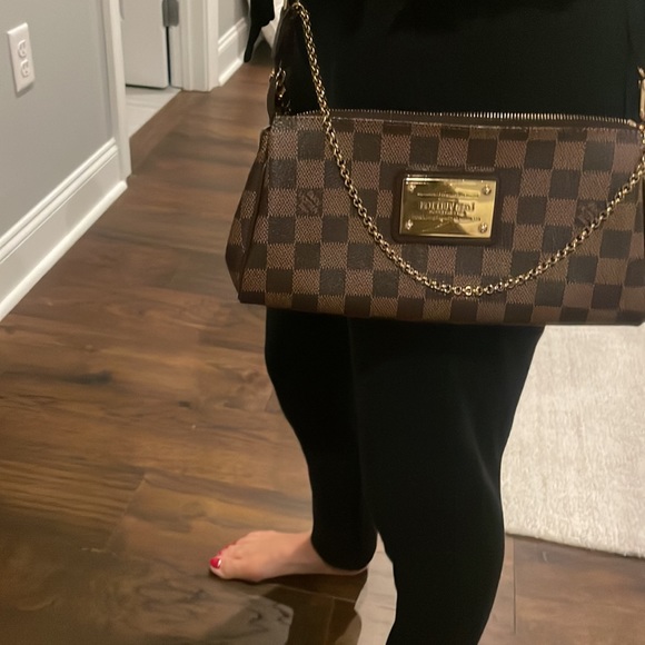 Louis Vuitton Eva - Picture 2 of 5